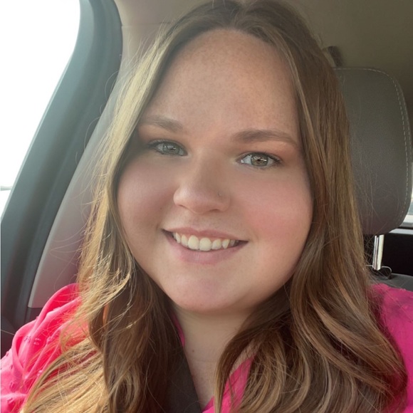 Meet your Posher, Savannah - Picture 1 of 1